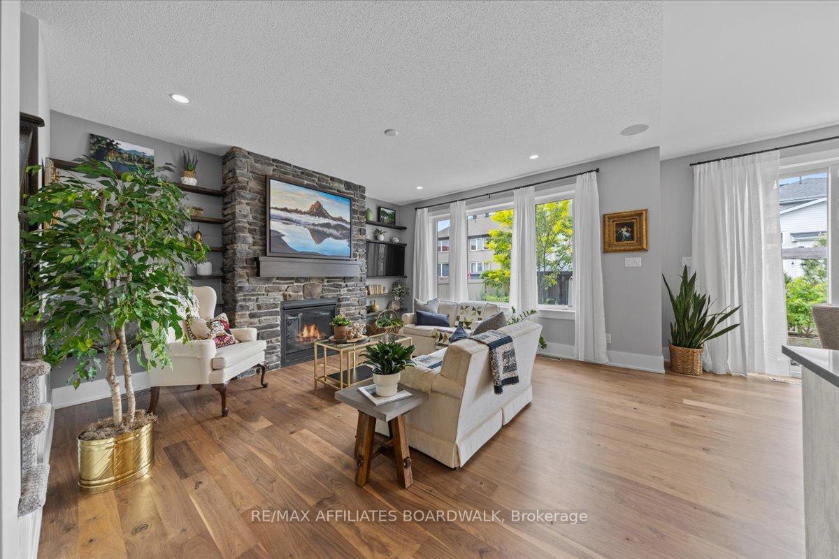 Photo 8 of 506 Breccia Heights, Ottawa, Kanata - Kanata Lakes/Heritage Hills — HOMEH