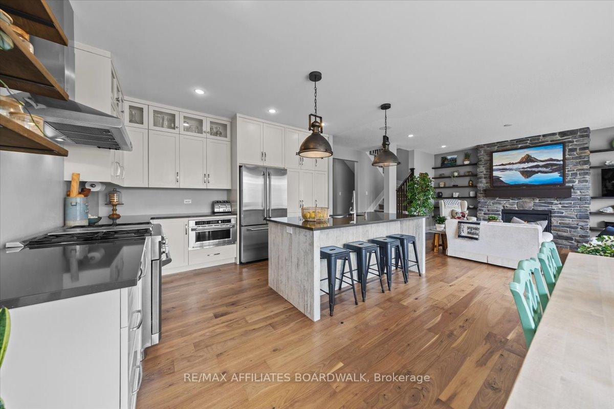 Photo 13 of 506 Breccia Heights, Ottawa, Kanata - Kanata Lakes/Heritage Hills — HOMEH