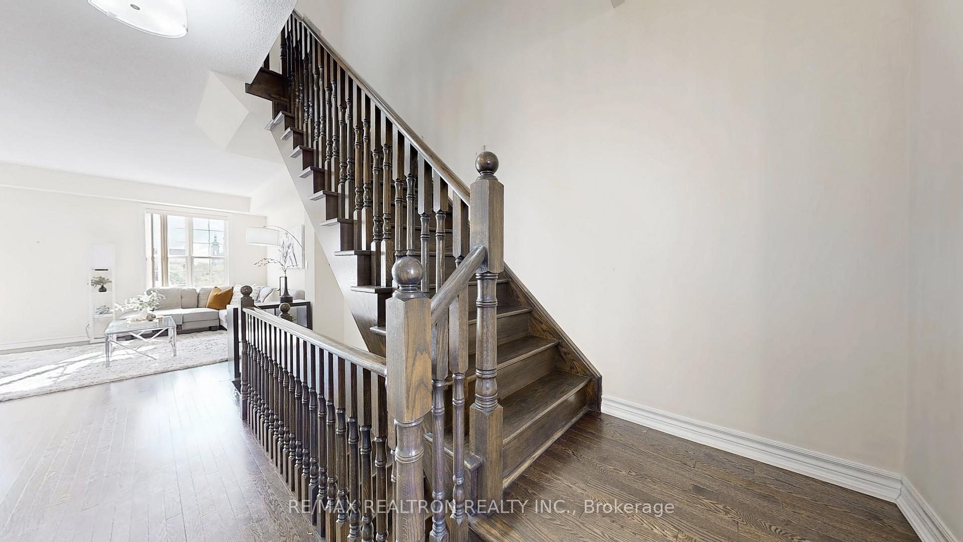 Photo 16 of 9 Haute Lane, Markham, Cathedraltown — HOMEH