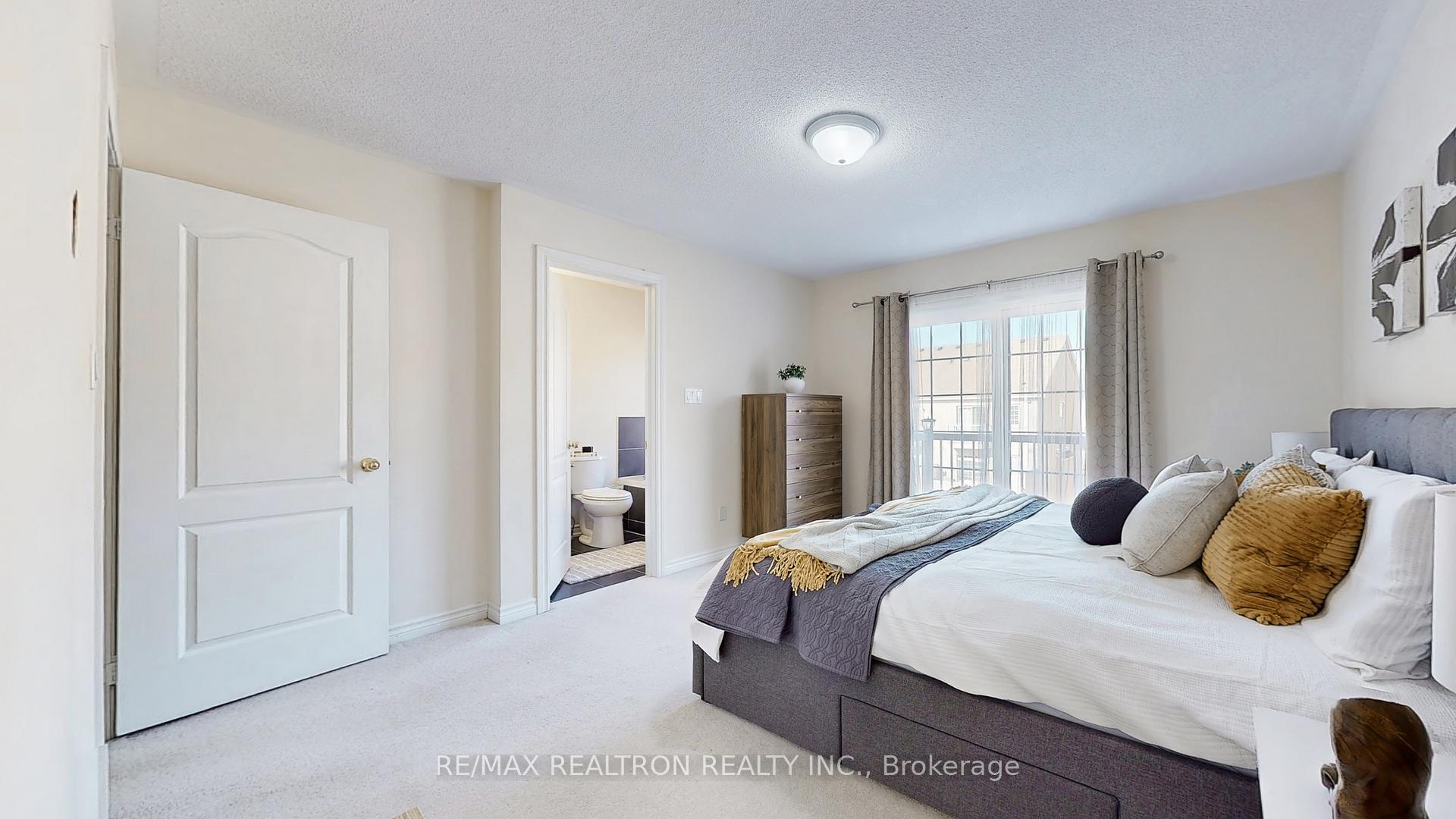 Photo 18 of 9 Haute Lane, Markham, Cathedraltown — HOMEH