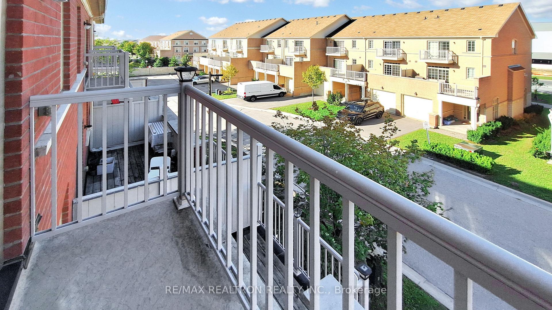 Photo 33 of 9 Haute Lane, Markham, Cathedraltown — HOMEH