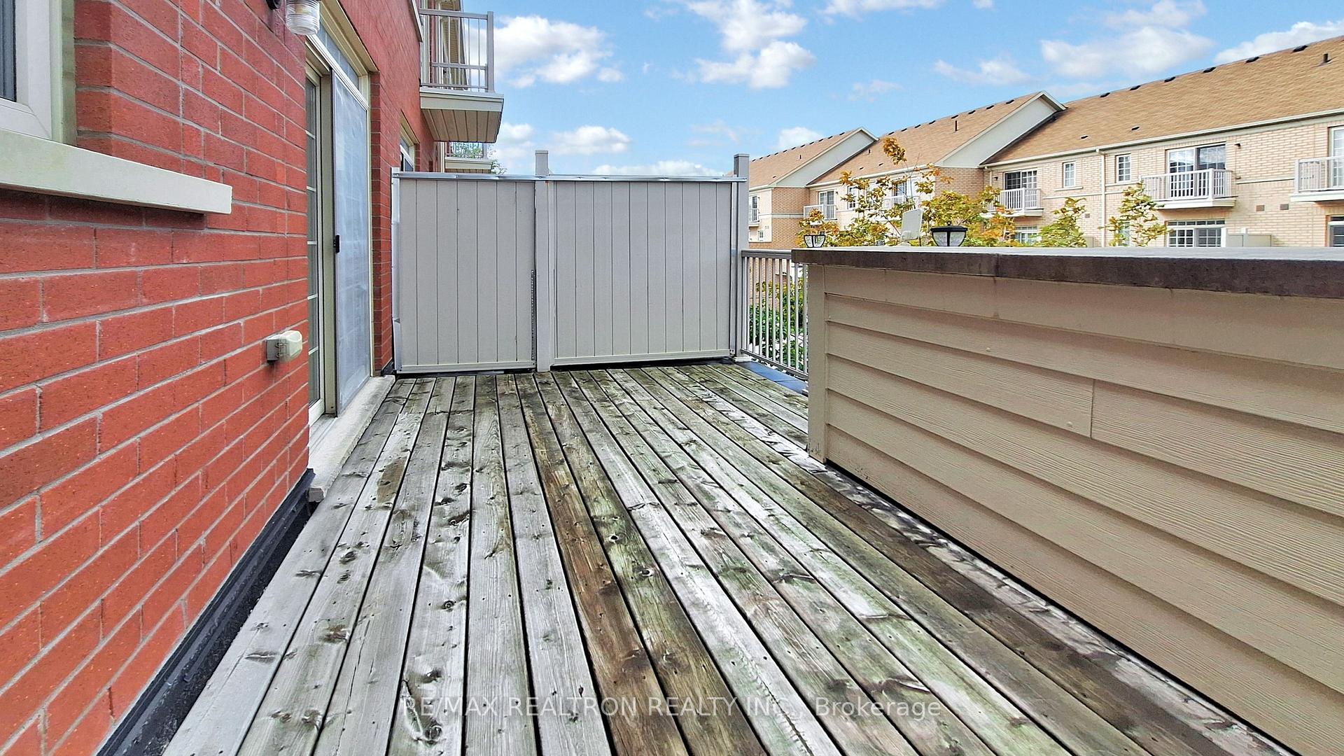 Photo 35 of 9 Haute Lane, Markham, Cathedraltown — HOMEH