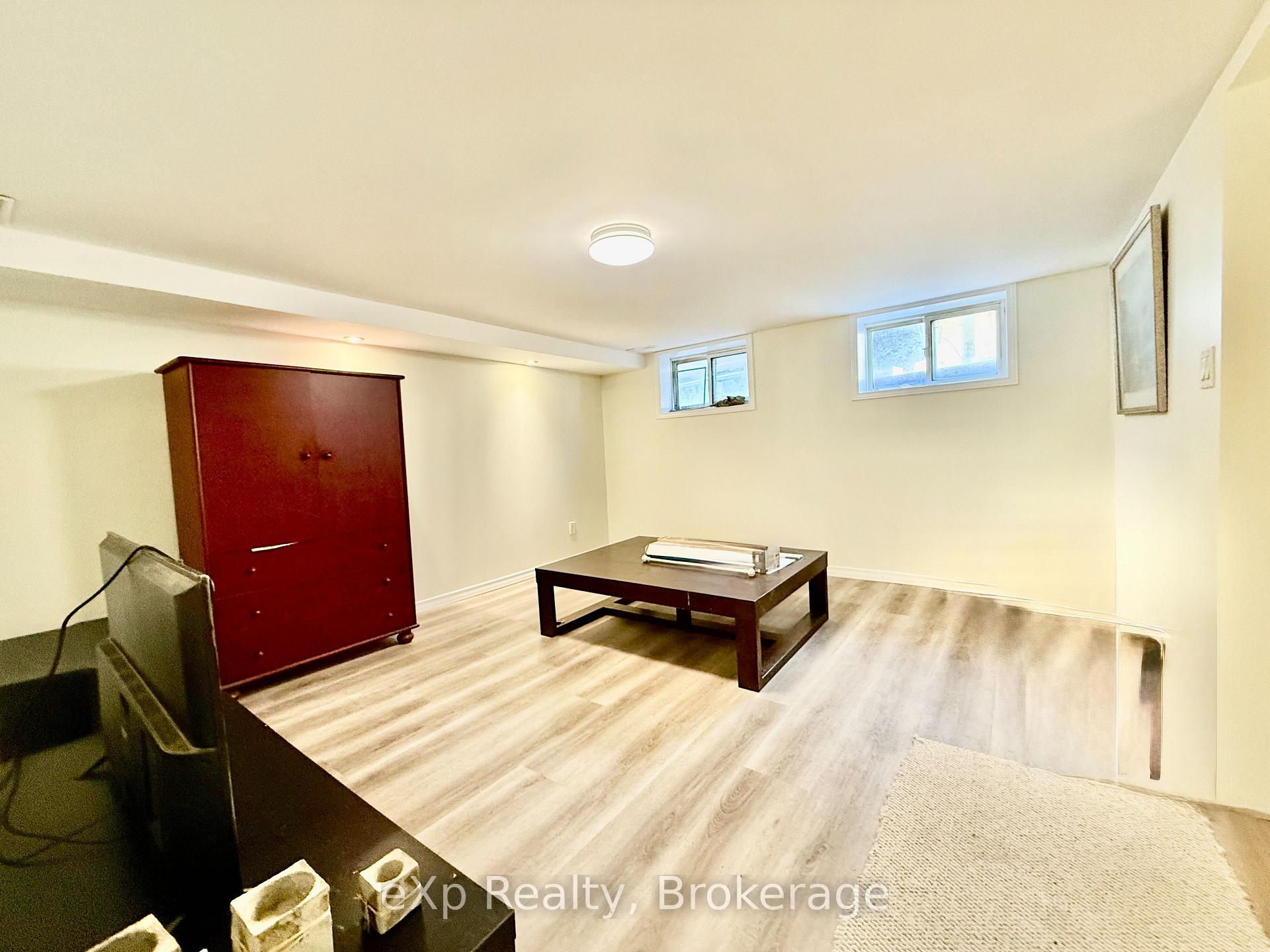 Photo 14 of 152 Kehl Street, Kitchener — HOMEH