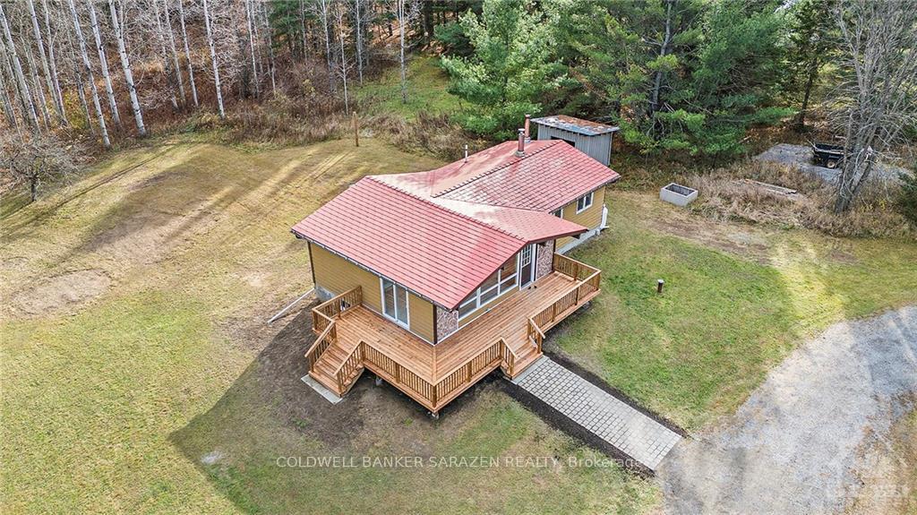 Photo 23 of 177 Calabogie Road, McNab/Braeside, Mcnab/Braeside Twps — HOMEH