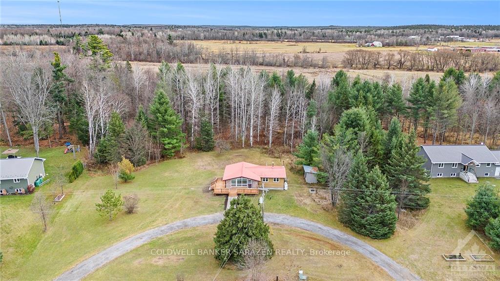 Photo 25 of 177 Calabogie Road, McNab/Braeside, Mcnab/Braeside Twps — HOMEH