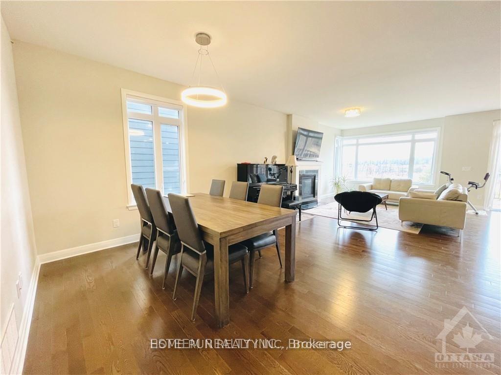 Photo 4 of 126 Escarpment Crescent, Ottawa, Kanata - Kanata Lakes/Heritage Hills — HOMEH
