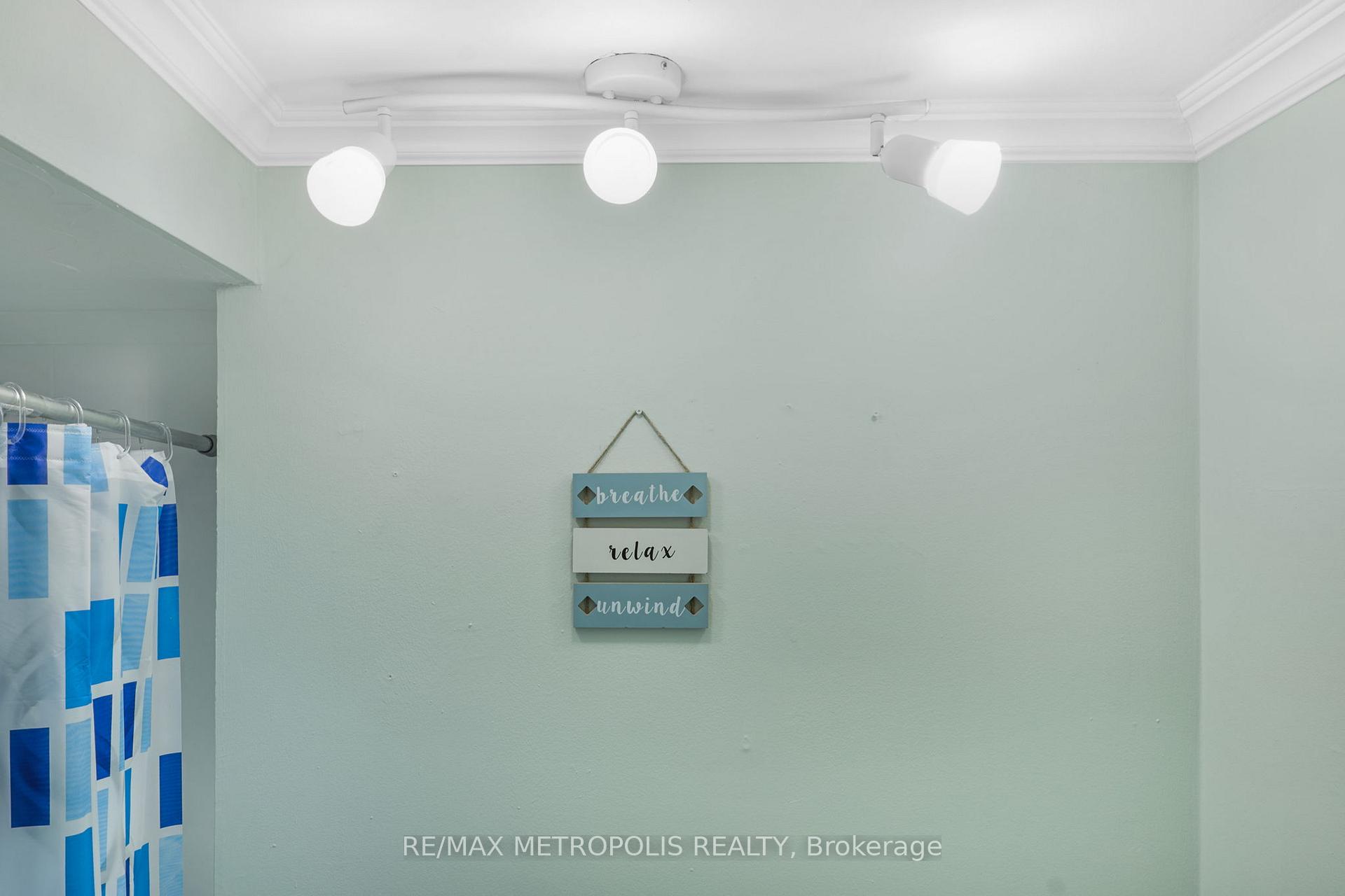 Photo 22 of 719 Knox Avenue, Hamilton, Parkview — HOMEH