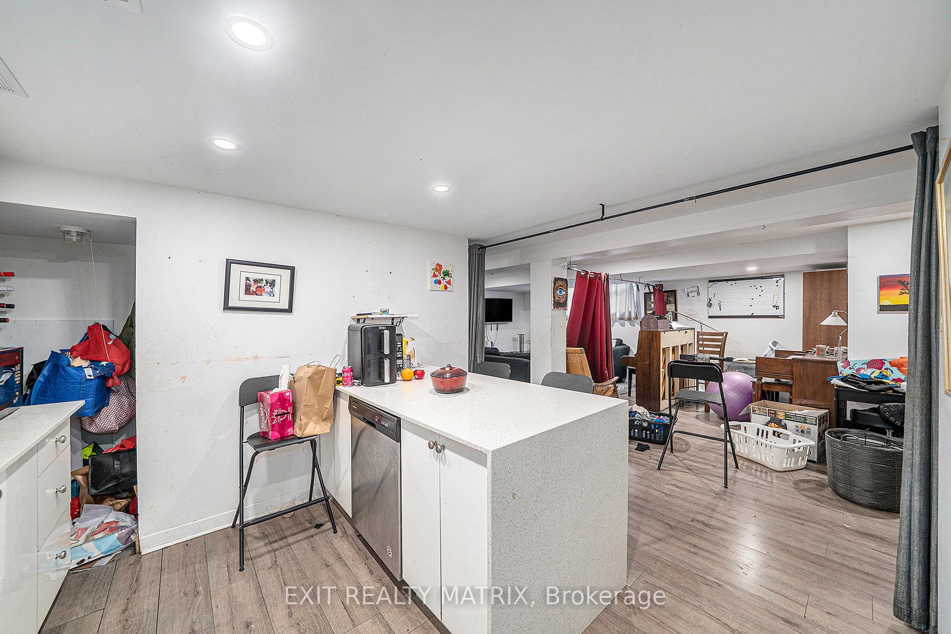 Photo 4 of Unit A, 127 William's Walk, Ottawa, Kanata - Glencairn/Hazeldean — HOMEH