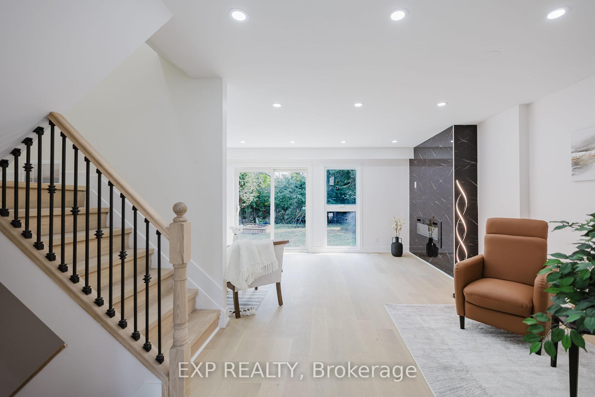 Photo 5 of 91 Penfield Drive, Ottawa, Kanata - Beaverbrook — HOMEH