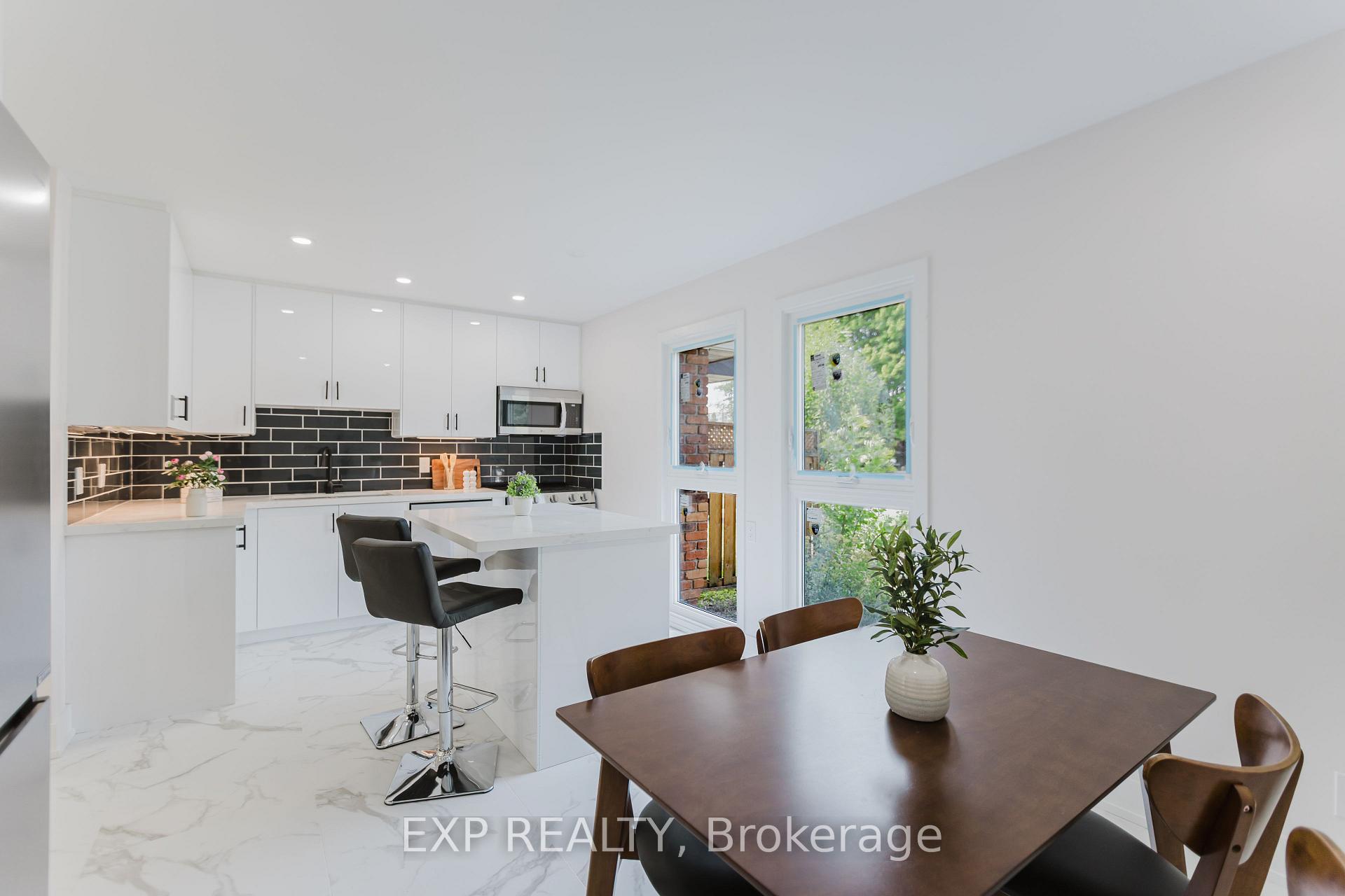 Photo 19 of 91 Penfield Drive, Ottawa, Kanata - Beaverbrook — HOMEH