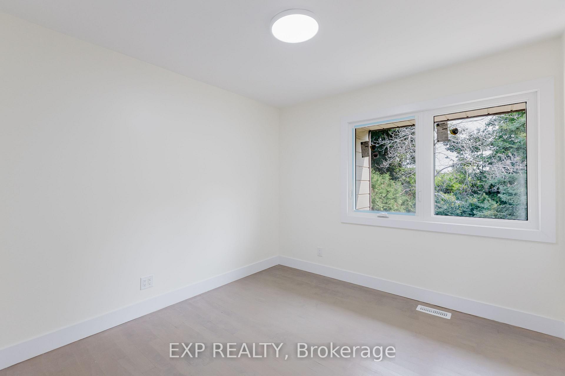Photo 29 of 91 Penfield Drive, Ottawa, Kanata - Beaverbrook — HOMEH