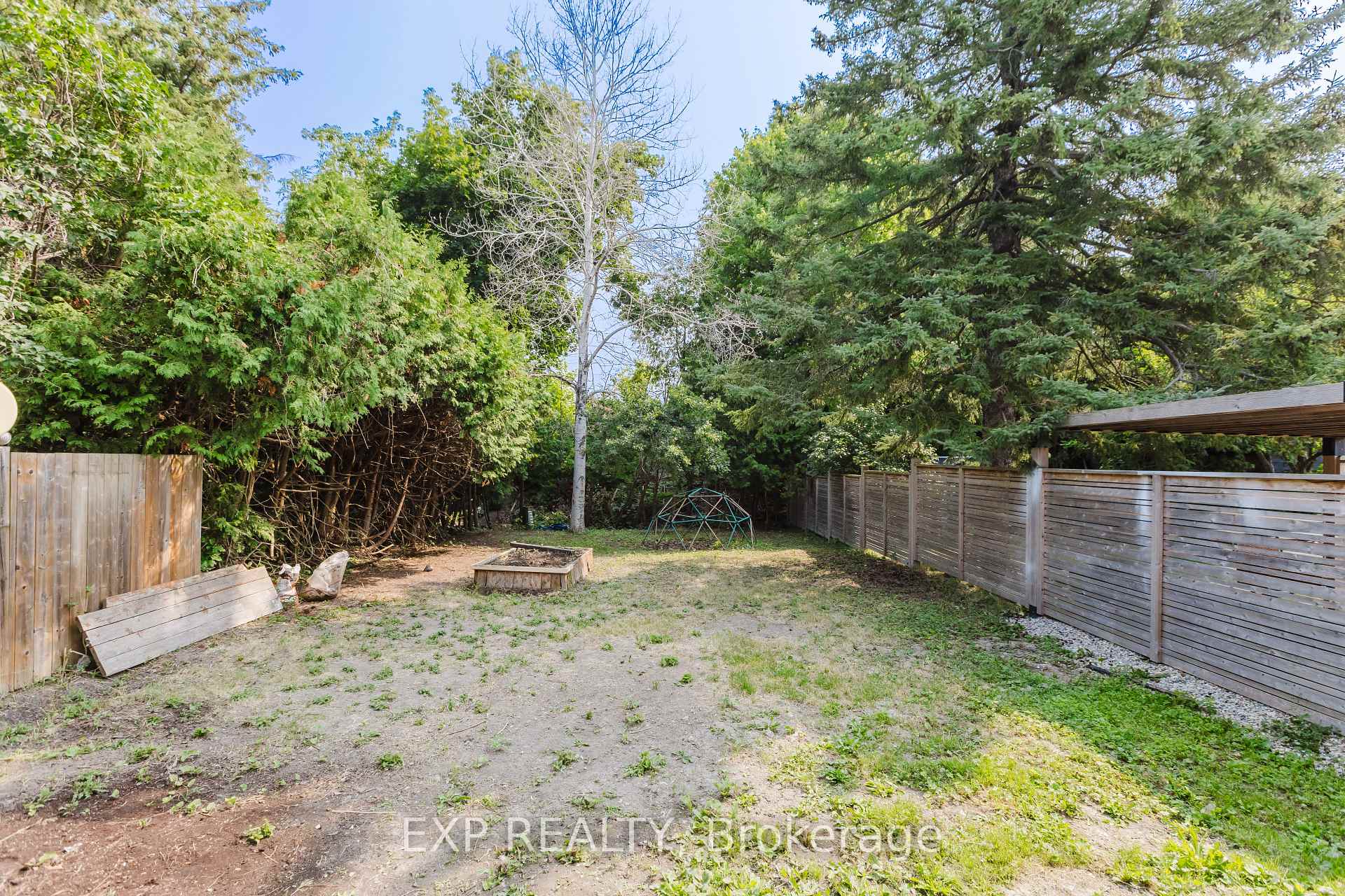 Photo 42 of 91 Penfield Drive, Ottawa, Kanata - Beaverbrook — HOMEH