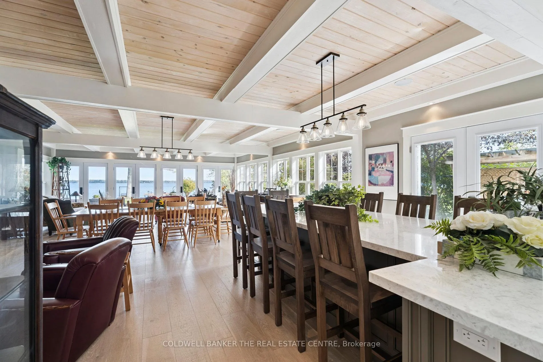 Photo 11 of 1099 Stoney Point Road, Innisfil, Rural Innisfil — HOMEH
