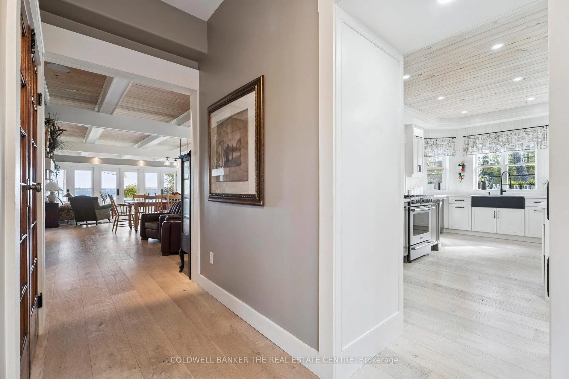 Photo 13 of 1099 Stoney Point Road, Innisfil, Rural Innisfil — HOMEH