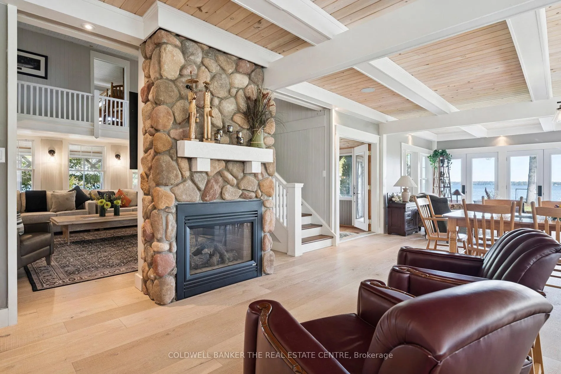 Photo 15 of 1099 Stoney Point Road, Innisfil, Rural Innisfil — HOMEH