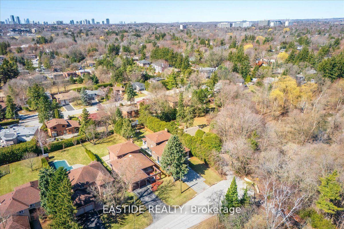 Photo 40 of 80 Sprucewood Drive, Markham, Thornhill — HOMEH