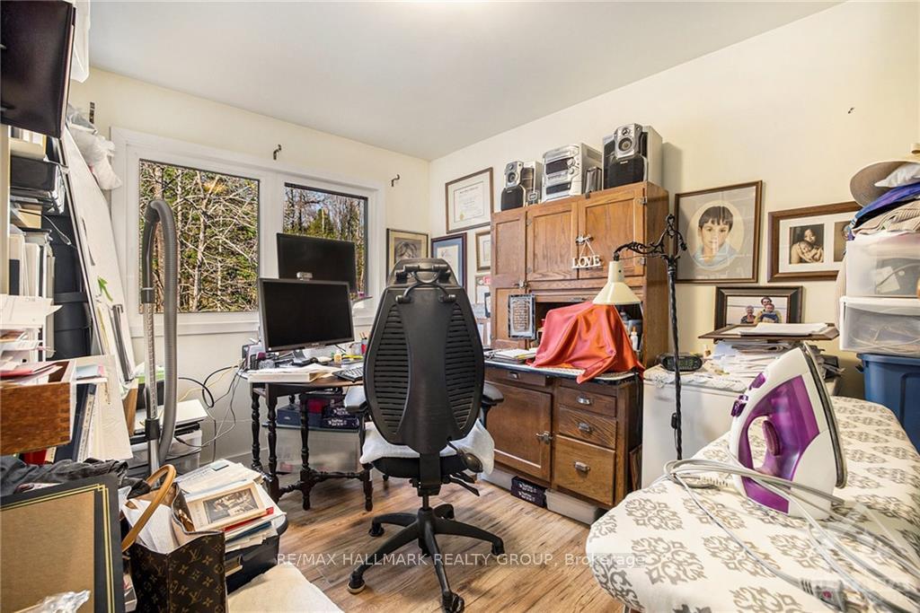 Photo 20 of 896 Flat Rapids Road, McNab/Braeside, Mcnab/Braeside Twps — HOMEH