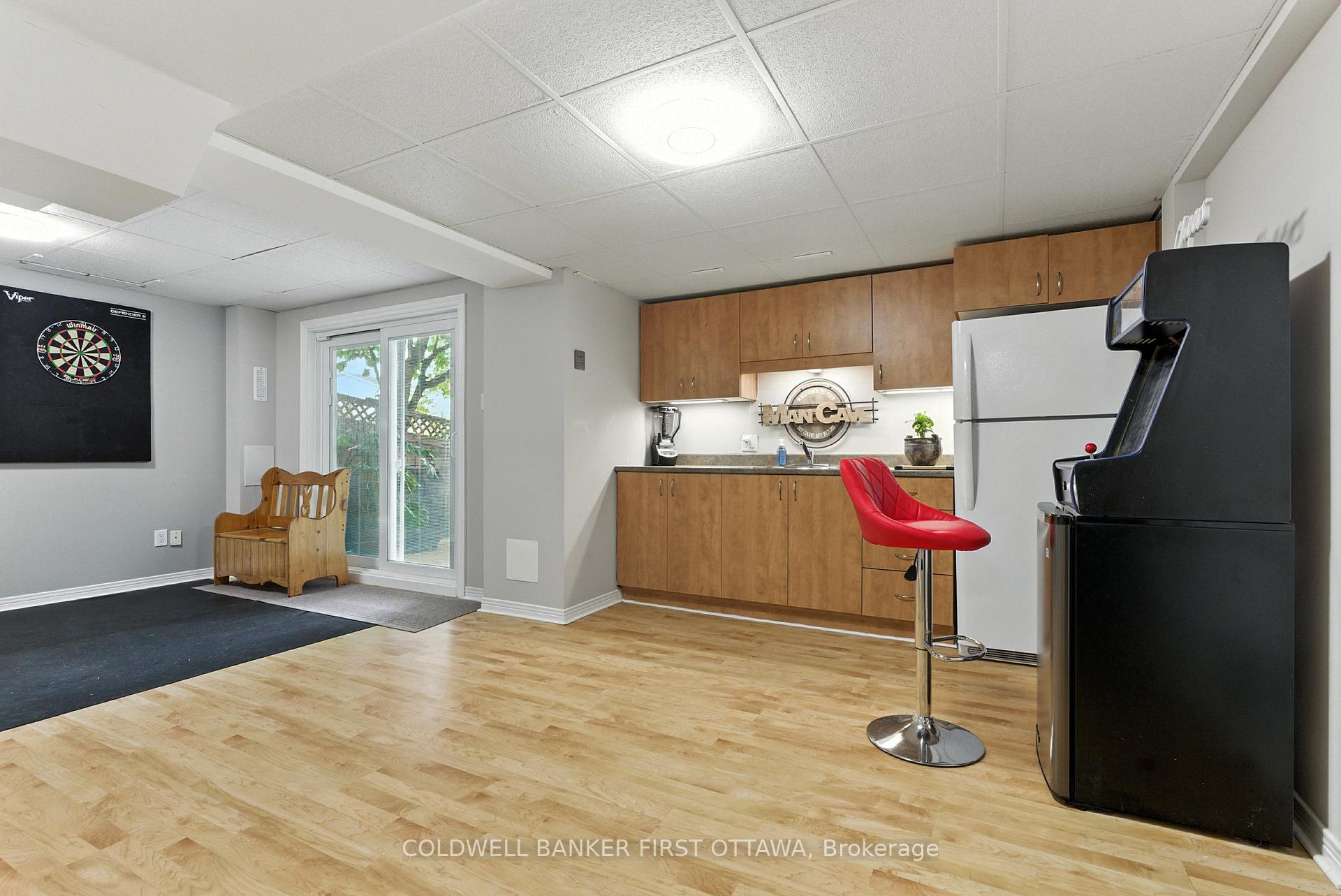 Photo 1 of 9 Kluane Ridge, Ottawa, Kanata - Bridlewood — HOMEH