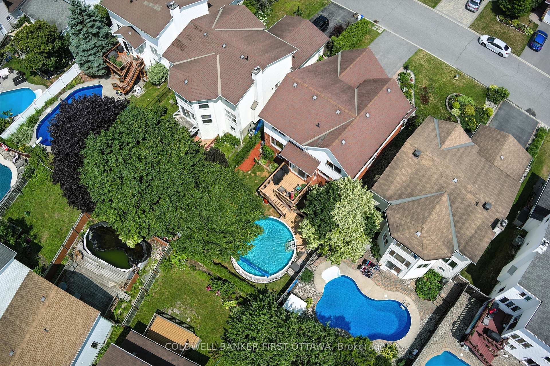 Photo 5 of 9 Kluane Ridge, Ottawa, Kanata - Bridlewood — HOMEH