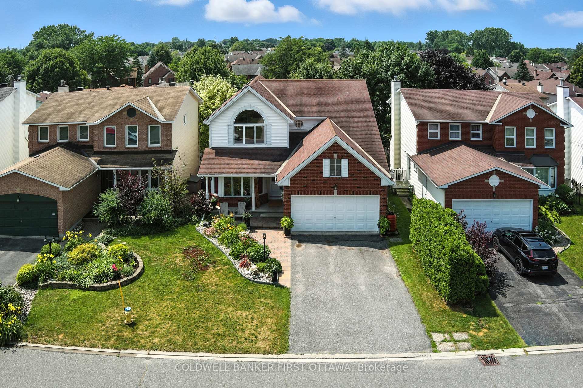 Photo 6 of 9 Kluane Ridge, Ottawa, Kanata - Bridlewood — HOMEH