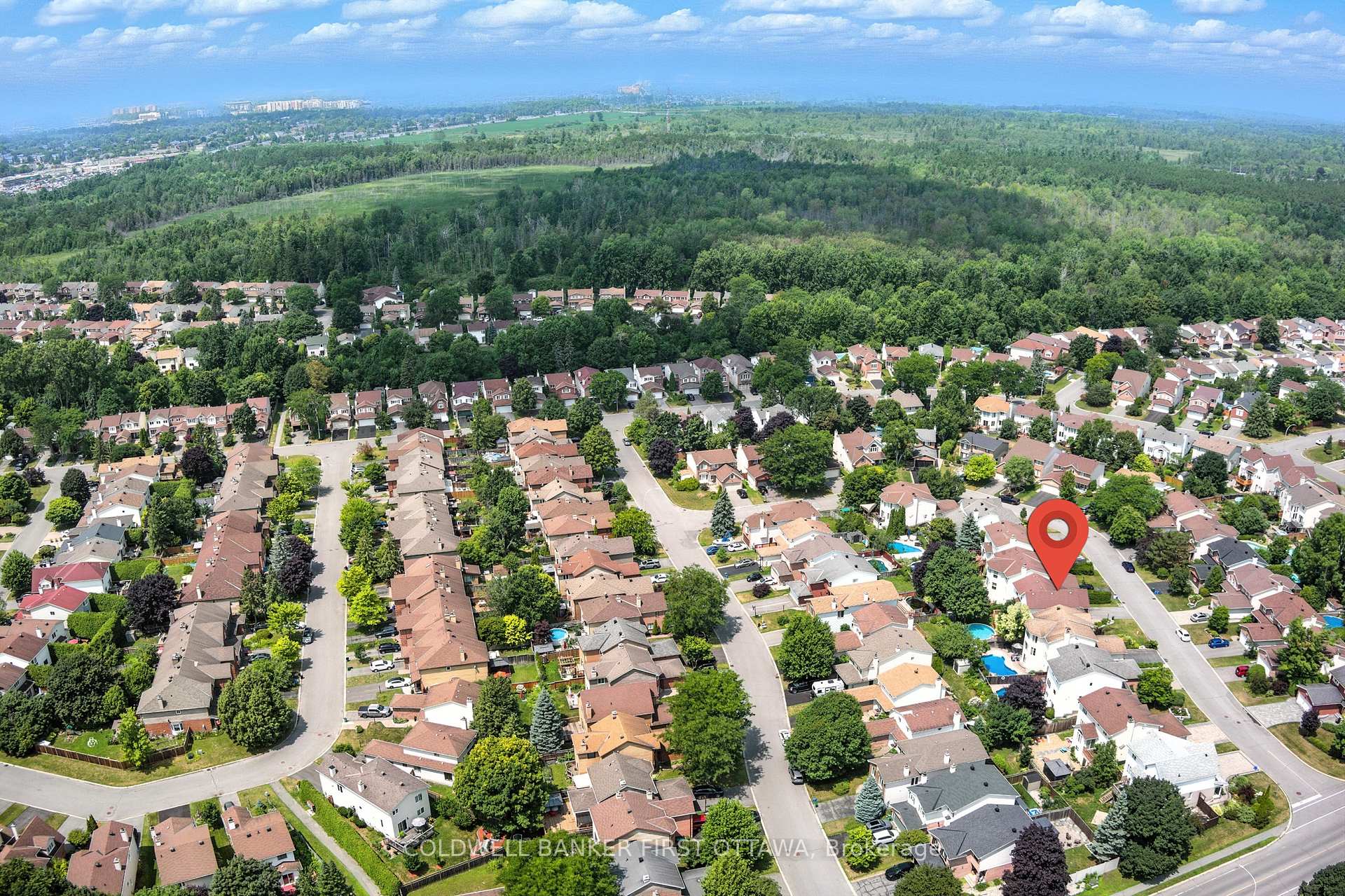 Photo 7 of 9 Kluane Ridge, Ottawa, Kanata - Bridlewood — HOMEH