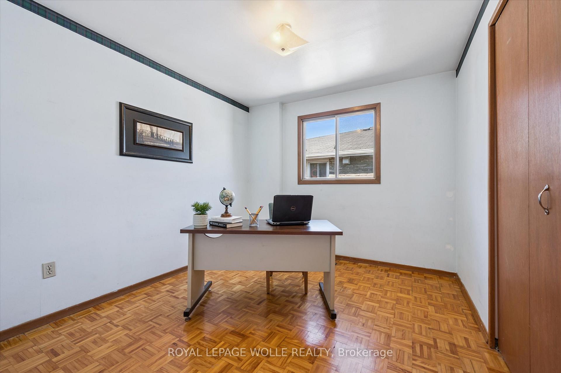 Photo 17 of 376 Westwood Drive, Kitchener — HOMEH