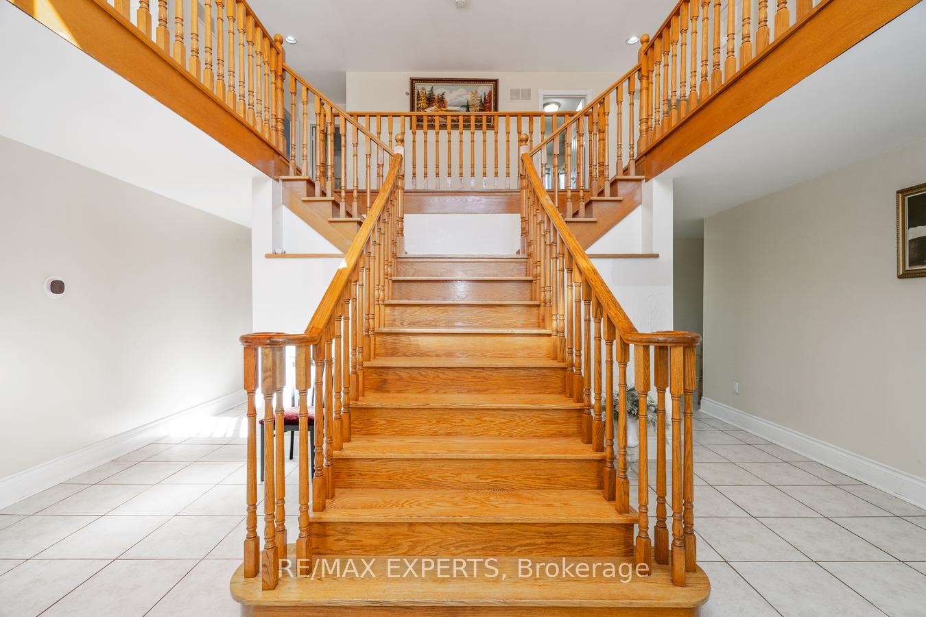 Photo 9 of 14449 Jane Street, King, Rural King — HOMEH