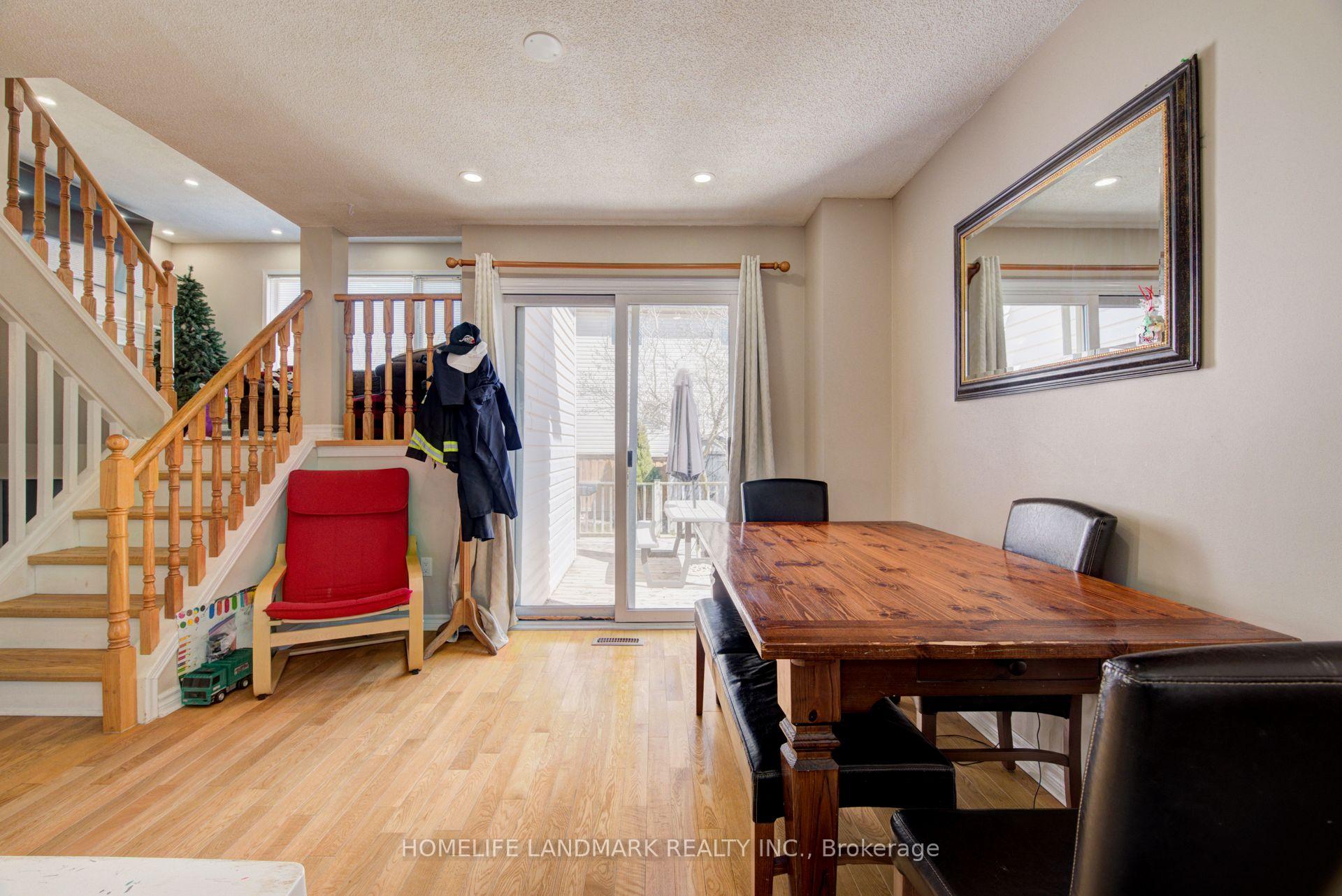 Photo 5 of 164 Brian Boulevard, Hamilton, Waterdown — HOMEH