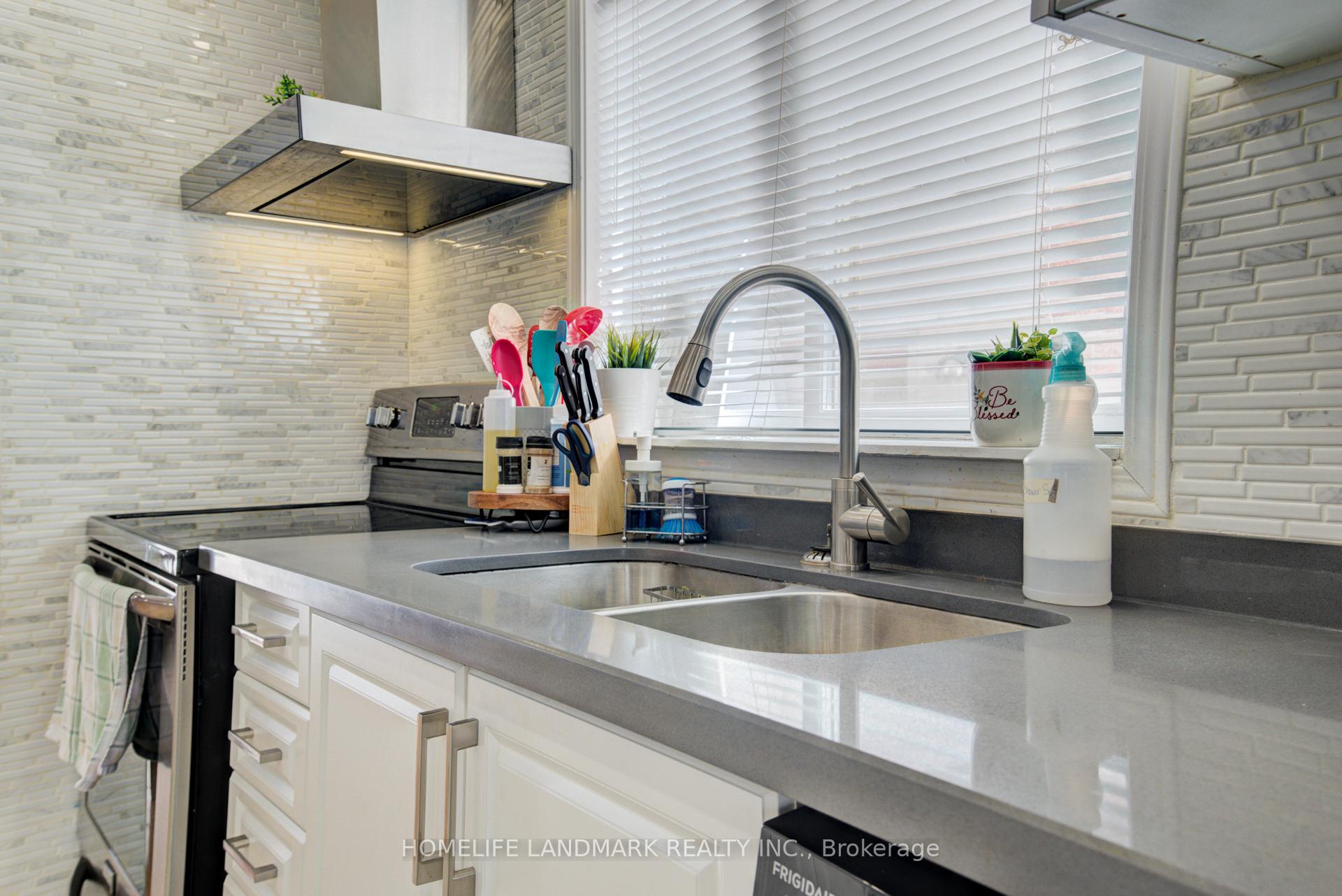 Photo 9 of 164 Brian Boulevard, Hamilton, Waterdown — HOMEH