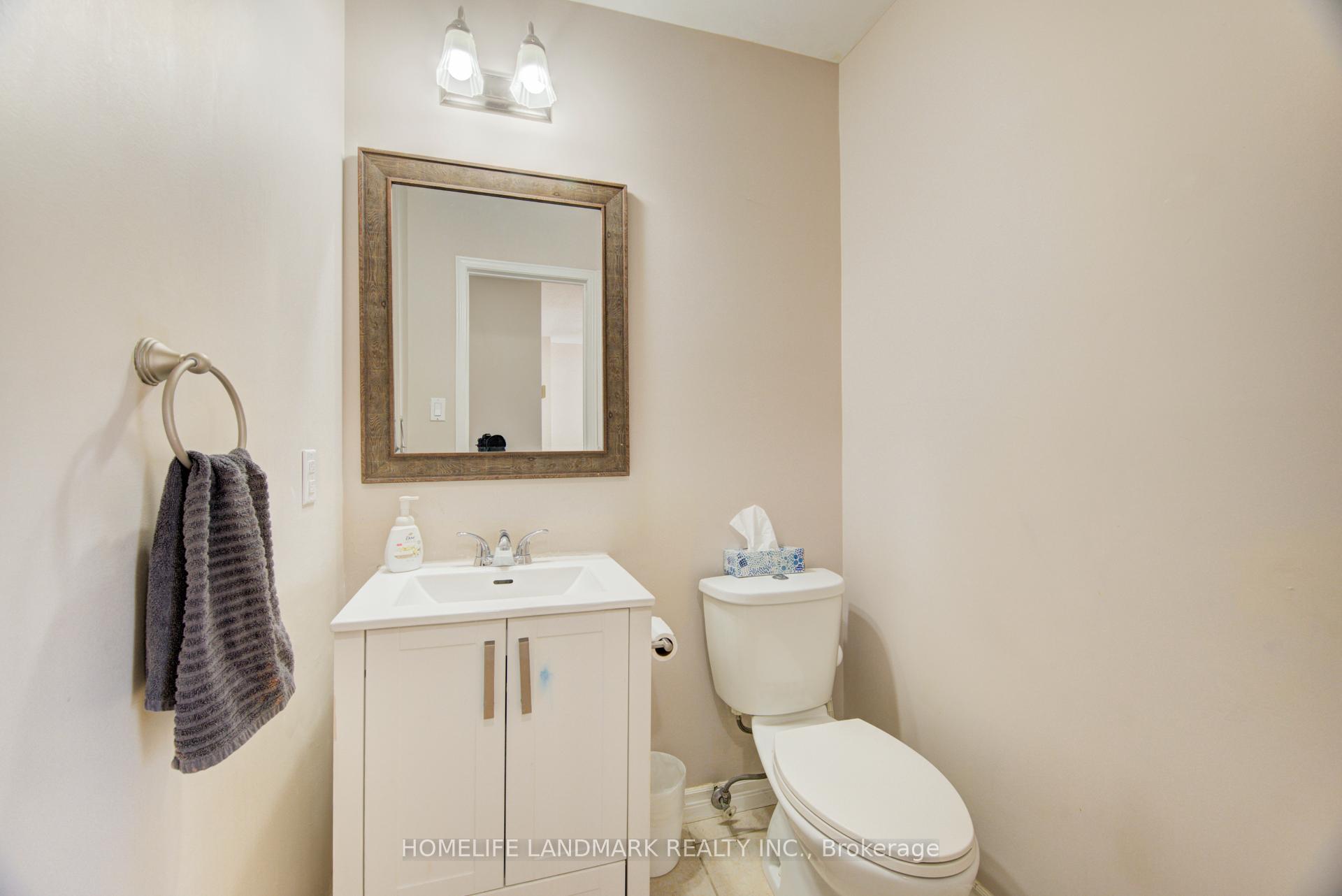 Photo 10 of 164 Brian Boulevard, Hamilton, Waterdown — HOMEH