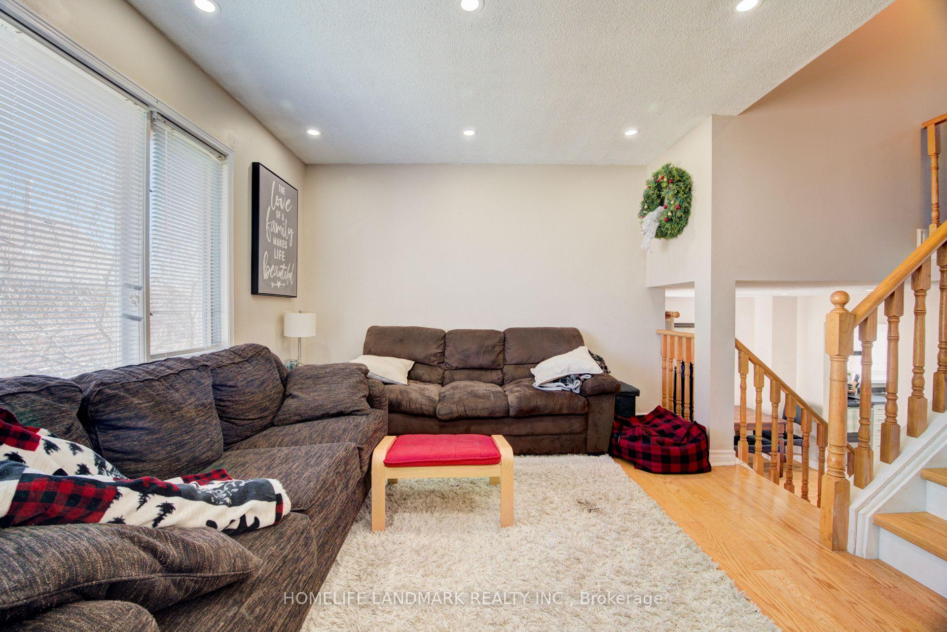 Photo 14 of 164 Brian Boulevard, Hamilton, Waterdown — HOMEH