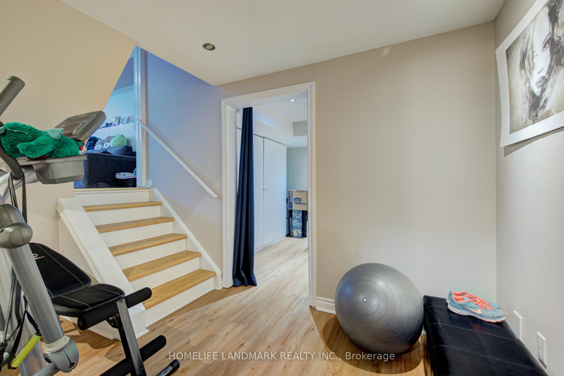 Photo 31 of 164 Brian Boulevard, Hamilton, Waterdown — HOMEH