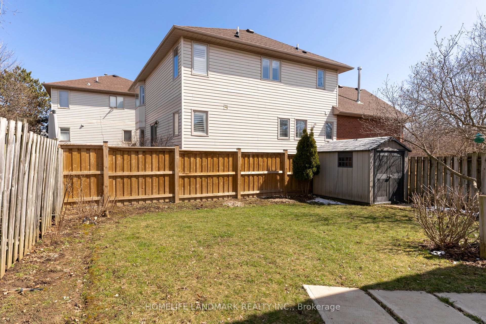Photo 33 of 164 Brian Boulevard, Hamilton, Waterdown — HOMEH
