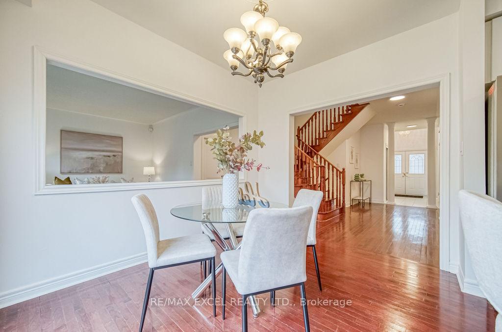 Photo 16 of 316 Williamson Road, Markham, Greensborough — HOMEH