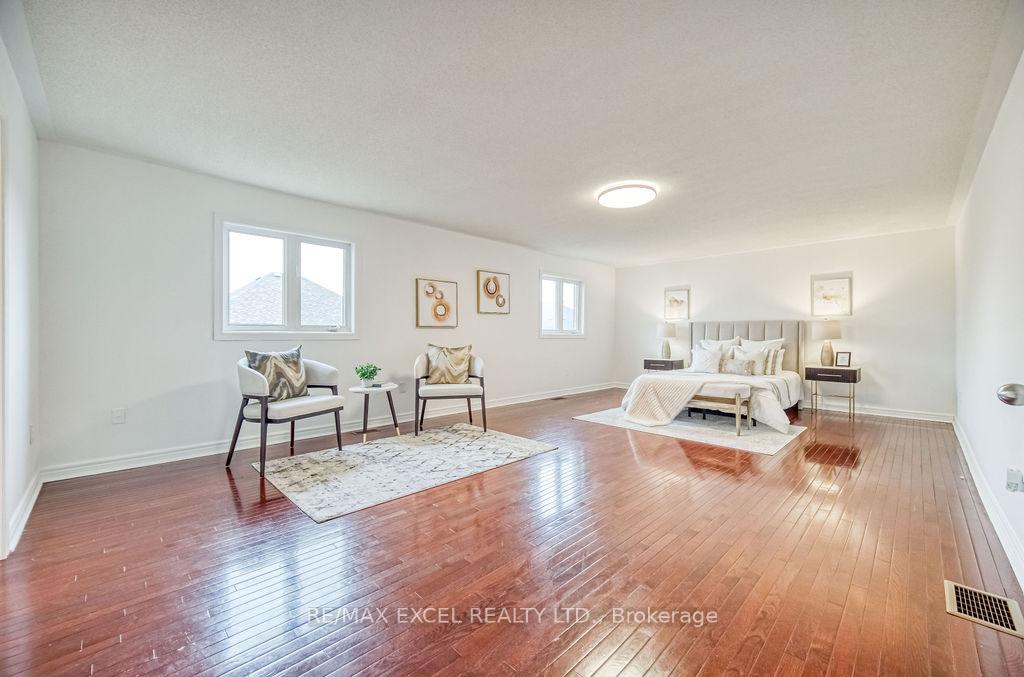 Photo 23 of 316 Williamson Road, Markham, Greensborough — HOMEH