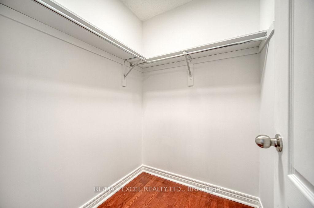 Photo 34 of 316 Williamson Road, Markham, Greensborough — HOMEH