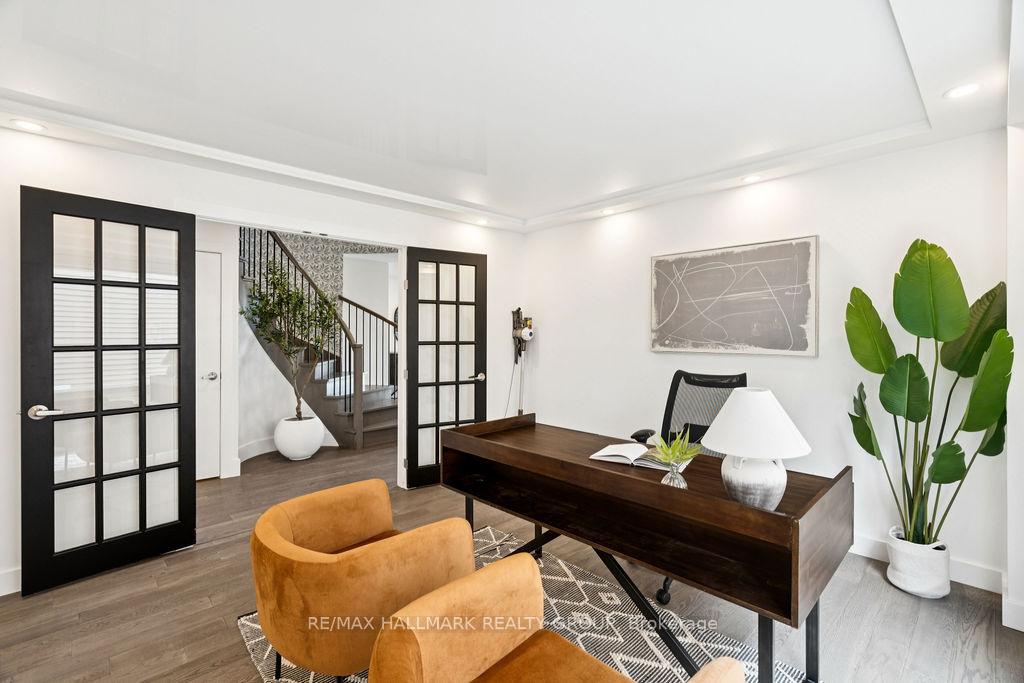 Photo 17 of 26 Collingwood Crescent, Ottawa, Kanata - Morgan's Grant/South March — HOMEH