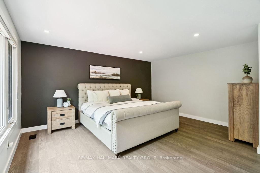 Photo 26 of 26 Collingwood Crescent, Ottawa, Kanata - Morgan's Grant/South March — HOMEH