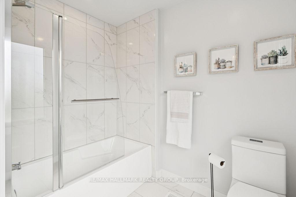 Photo 38 of 26 Collingwood Crescent, Ottawa, Kanata - Morgan's Grant/South March — HOMEH