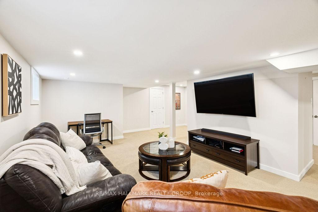 Photo 40 of 26 Collingwood Crescent, Ottawa, Kanata - Morgan's Grant/South March — HOMEH