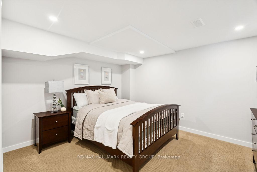 Photo 42 of 26 Collingwood Crescent, Ottawa, Kanata - Morgan's Grant/South March — HOMEH
