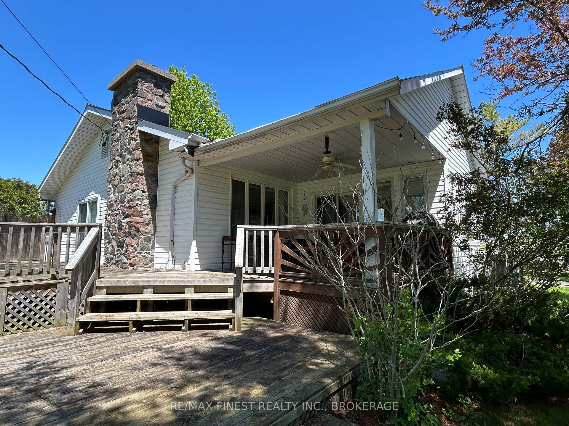 Front of 174 County Road 4