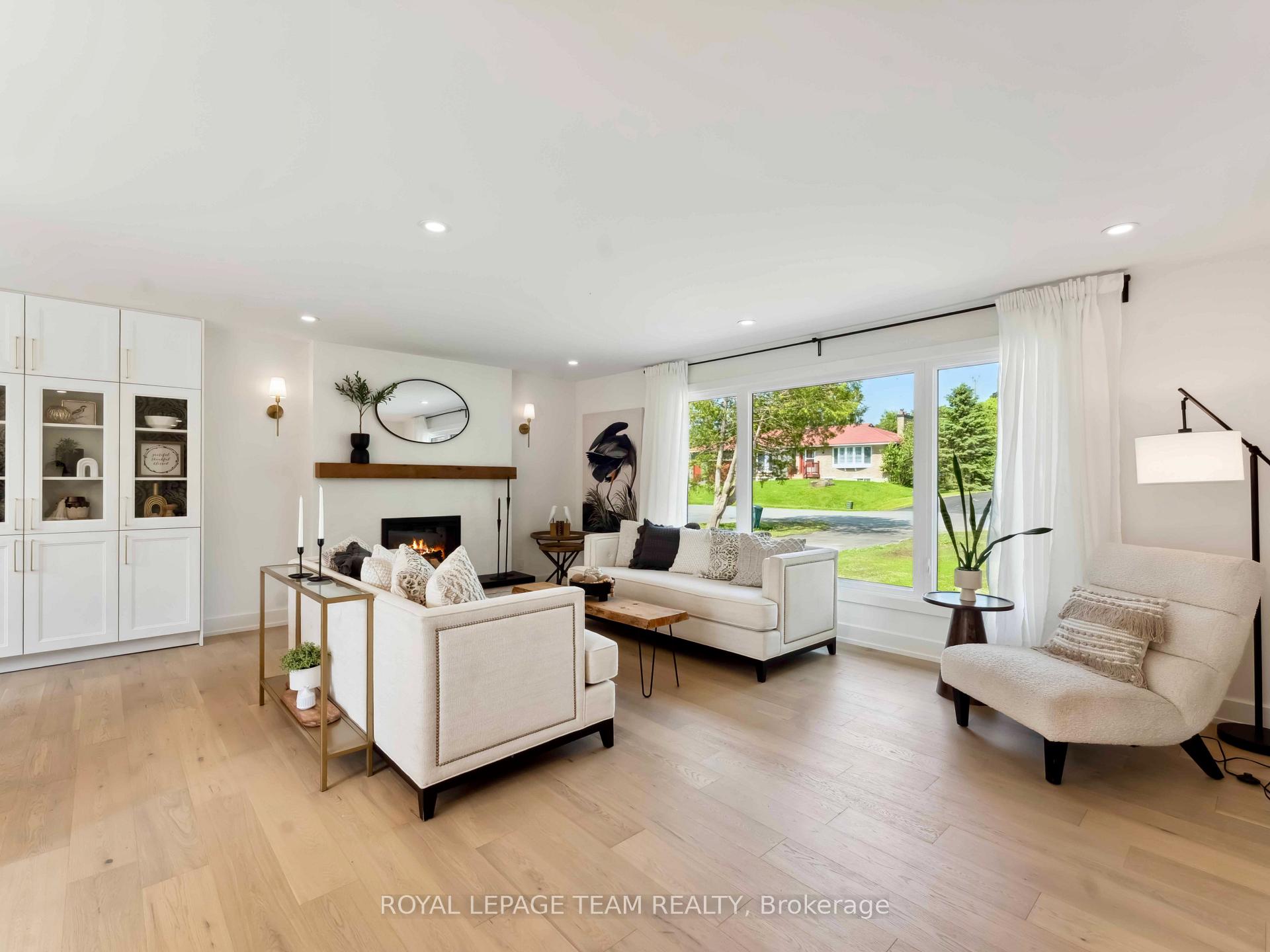 Photo 6 of 5282 Hillcrest Drive, Ottawa, Manotick Long Island & Nicholls Island — HOMEH
