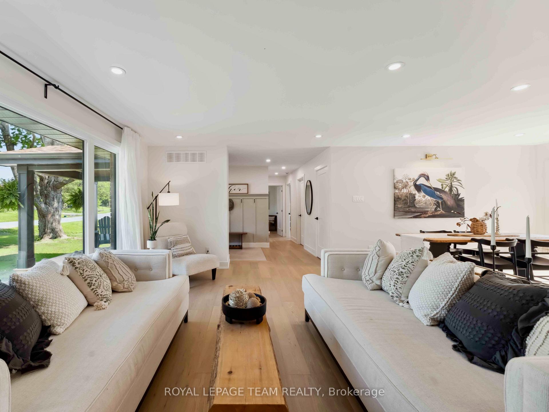 Photo 8 of 5282 Hillcrest Drive, Ottawa, Manotick Long Island & Nicholls Island — HOMEH