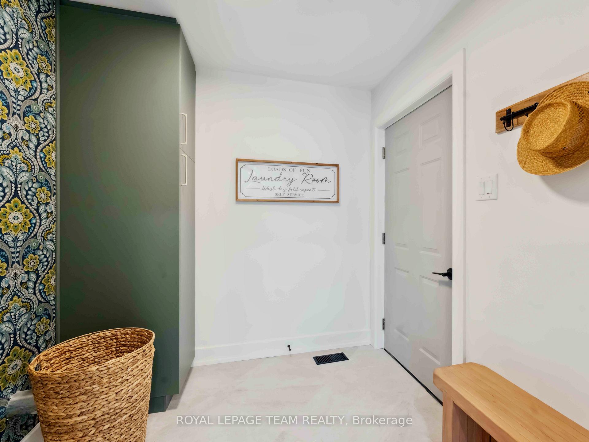 Photo 13 of 5282 Hillcrest Drive, Ottawa, Manotick Long Island & Nicholls Island — HOMEH