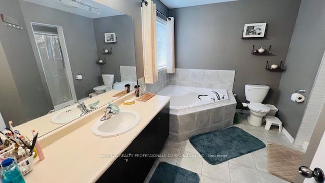 Photo 12 of 32 Cleghorn Drive, Hamilton, Binbrook — HOMEH