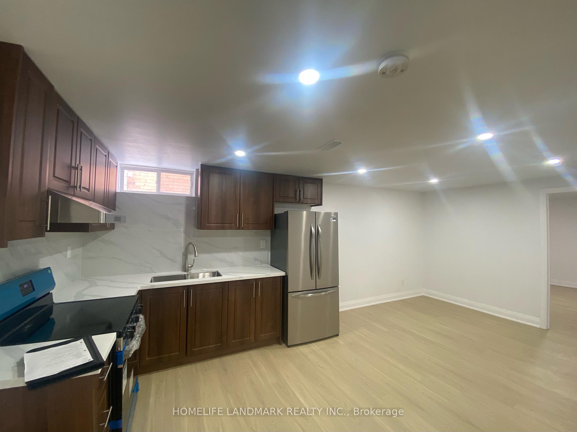 Photo 3 of Unit Lower Unit, 67 Burnaby Crescent, Kitchener — HOMEH