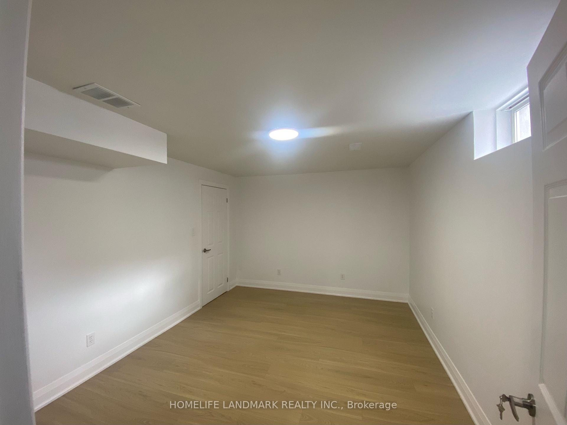 Photo 5 of Unit Lower Unit, 67 Burnaby Crescent, Kitchener — HOMEH