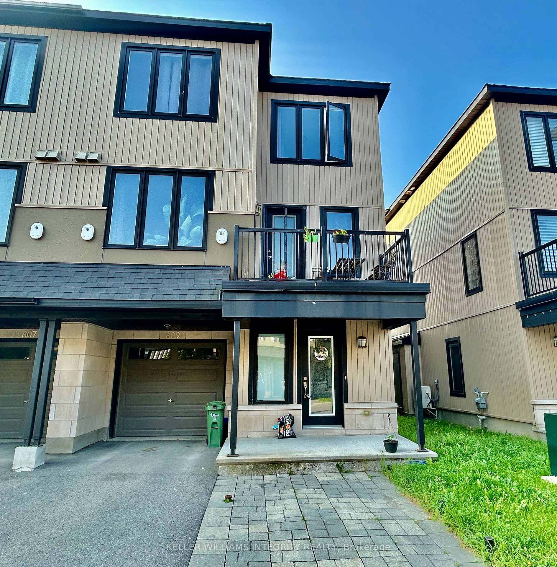 Photo 2 of 809 Element Private, Ottawa, Kanata - Emerald Meadows/Trailwest — HOMEH