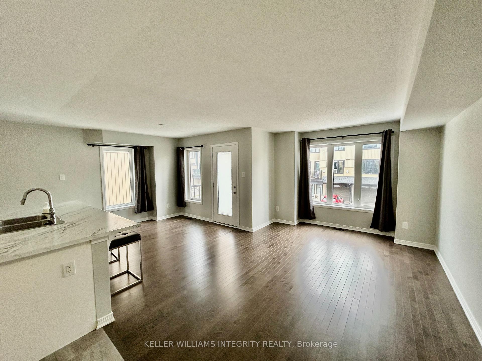 Photo 7 of 809 Element Private, Ottawa, Kanata - Emerald Meadows/Trailwest — HOMEH